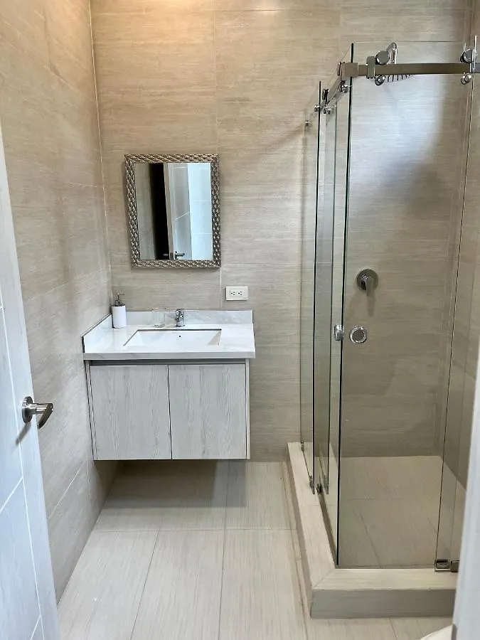 Altos De Tababela Apartment Homestay